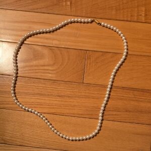 Elegant Faux White Pearl Necklace
